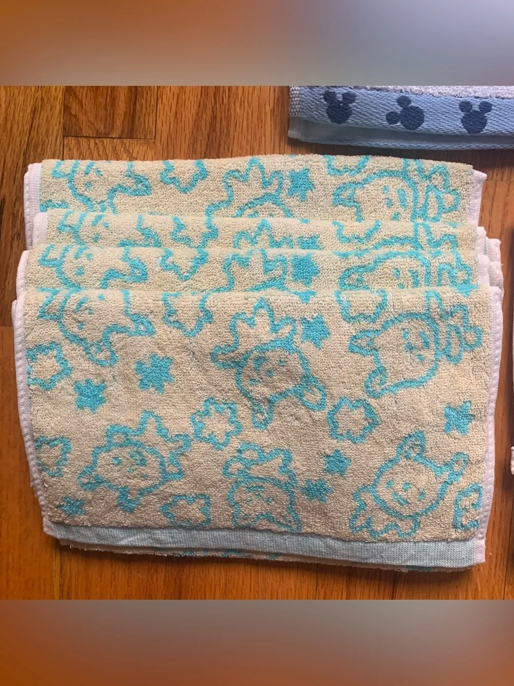 Disney Mickey towel bundle - 13 towels